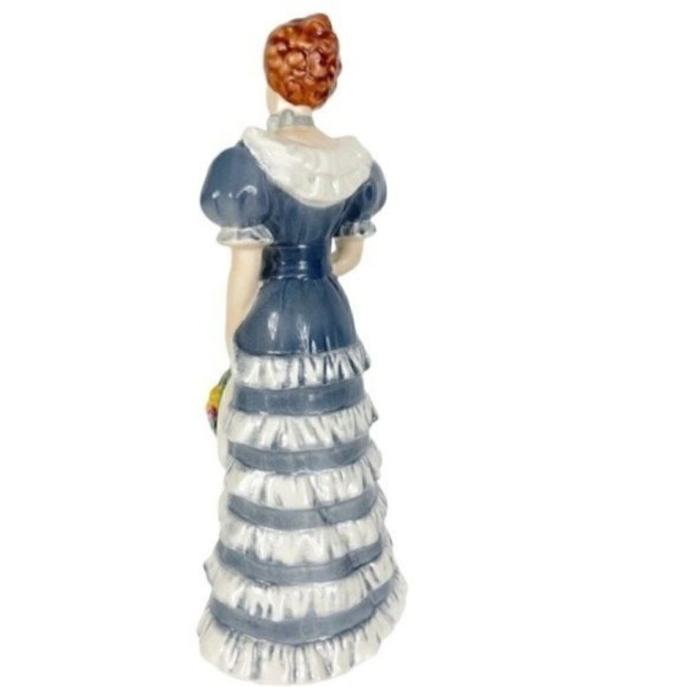 Goebel German Federation of Women's Club Lady Figurine 1984, Series 1 of 4 - Picture 5 of 15